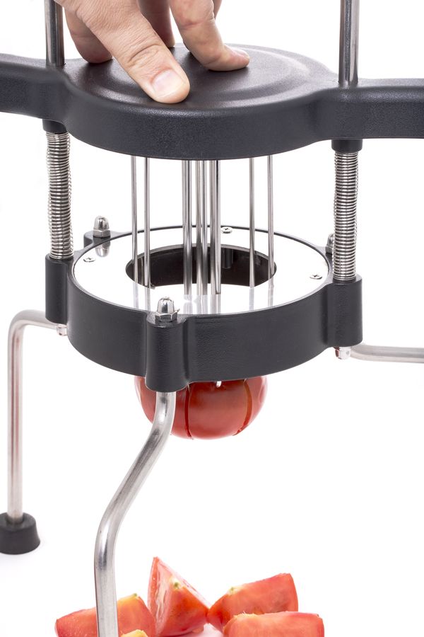 Krájač na paradajky